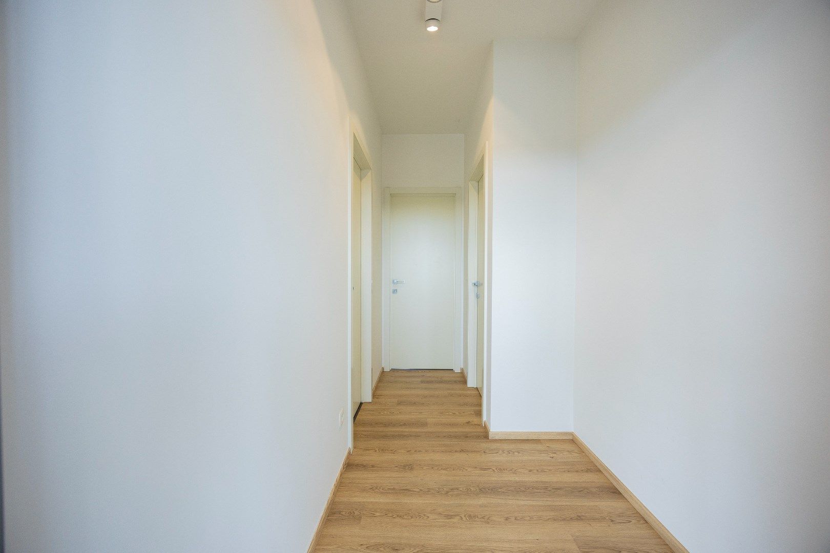 Exclusieve penthouse met ruim terras op toplocatie in Buizingen foto 10