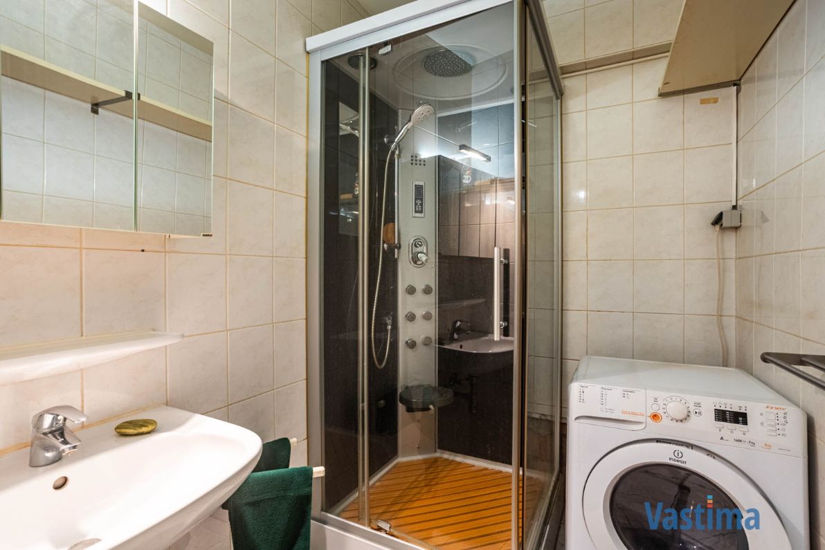 Instapklaar appartement met 2 slaapkamers en terras foto 12