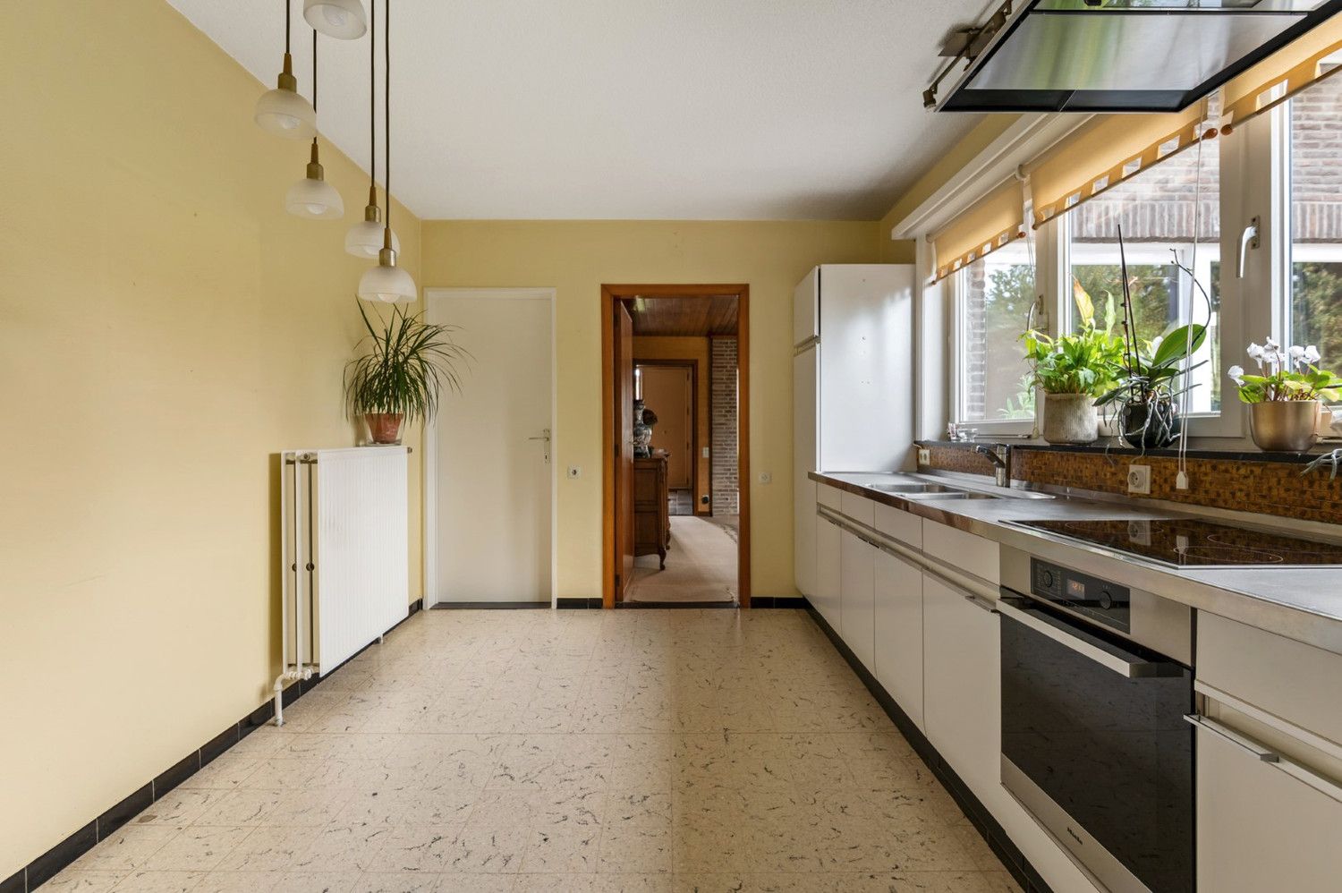 WONING MET 3 SLK EN GARAGE OP PERCEEL VAN 885 m²! foto 8