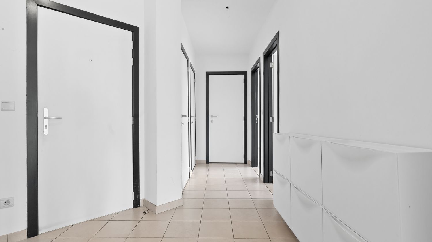 Gelijkvloers appartement te huur in het centrum van Paal foto 7