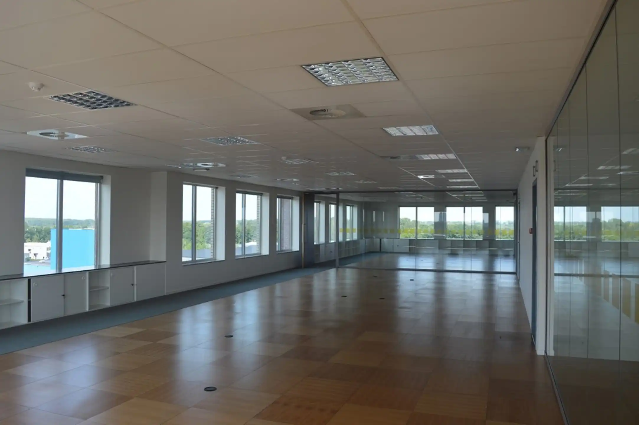 Kantoor te huur foto 8