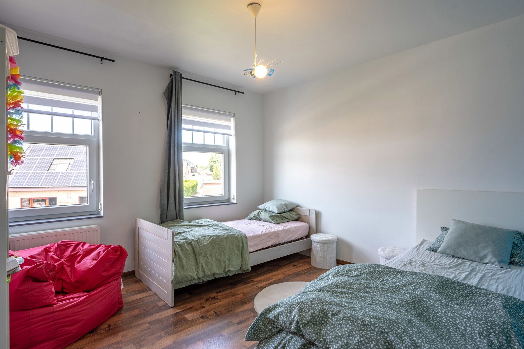 Instapklare woning met 5 slaapkamers te Berendrecht foto 14