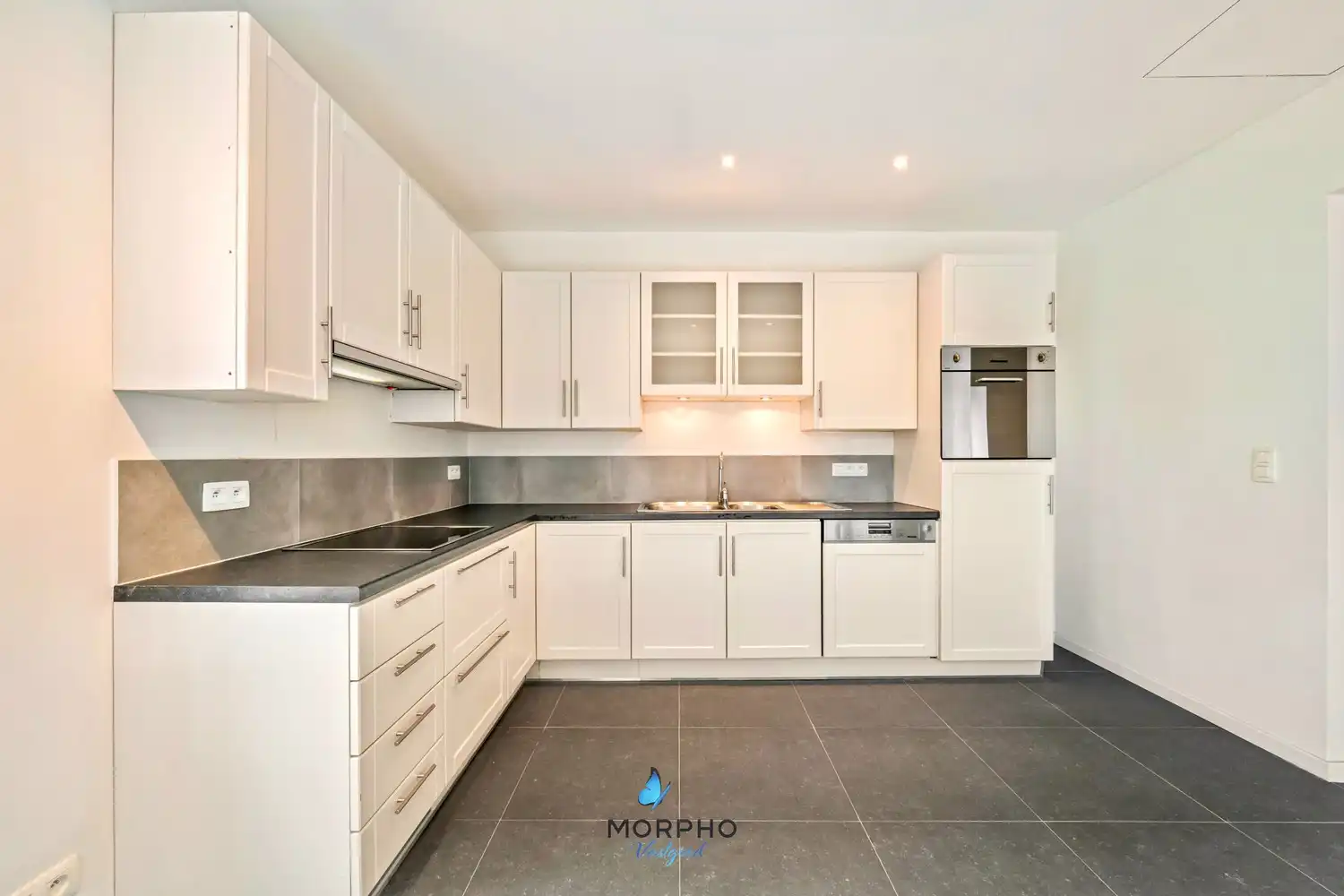 Volledig gerenoveerde energiezuinige woning (EPC A) en tuin in hartje Rumbeke foto 17