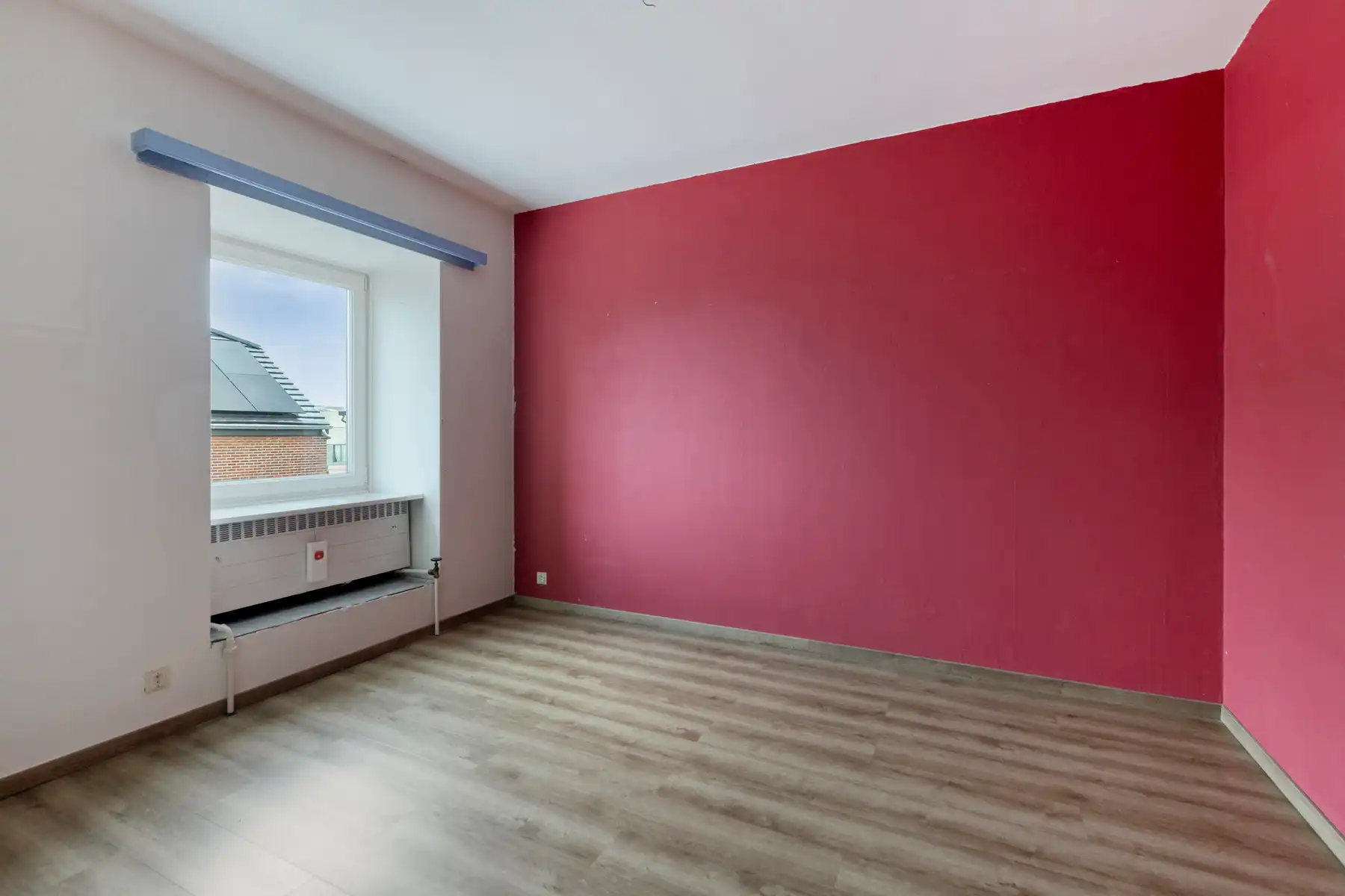 Ruime familiewoning (HOB) met garage en tuin! foto 17