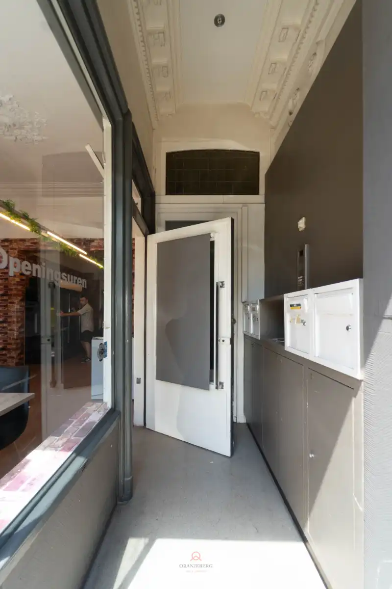 Te huur vlak station Gent-Sint-Pieters foto 15
