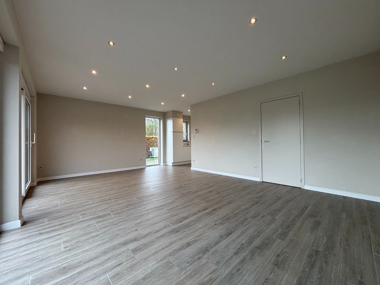 Halfopen woning te huur te Vleteren foto 4