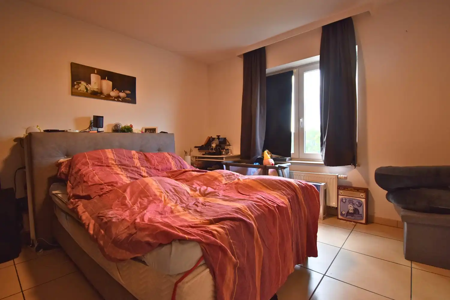 Appartement met 2 slaapkamers, garage en gemeenschappelijke tuin te huur in Sint-Pieters-Leeuw foto 5