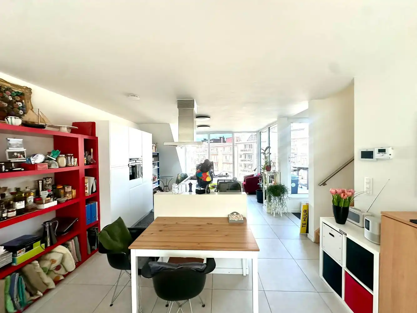 QUASI NIEUWBOUW 125 m2 MET 3 SLAAPKAMERS EN RUIM TERRAS OPEN ZICHT foto 5