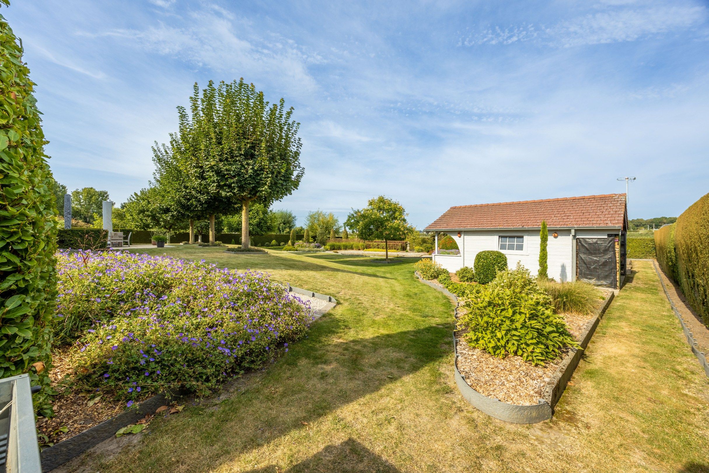 LANDELIJK GELEGEN VILLA OP 2573 M² foto 30