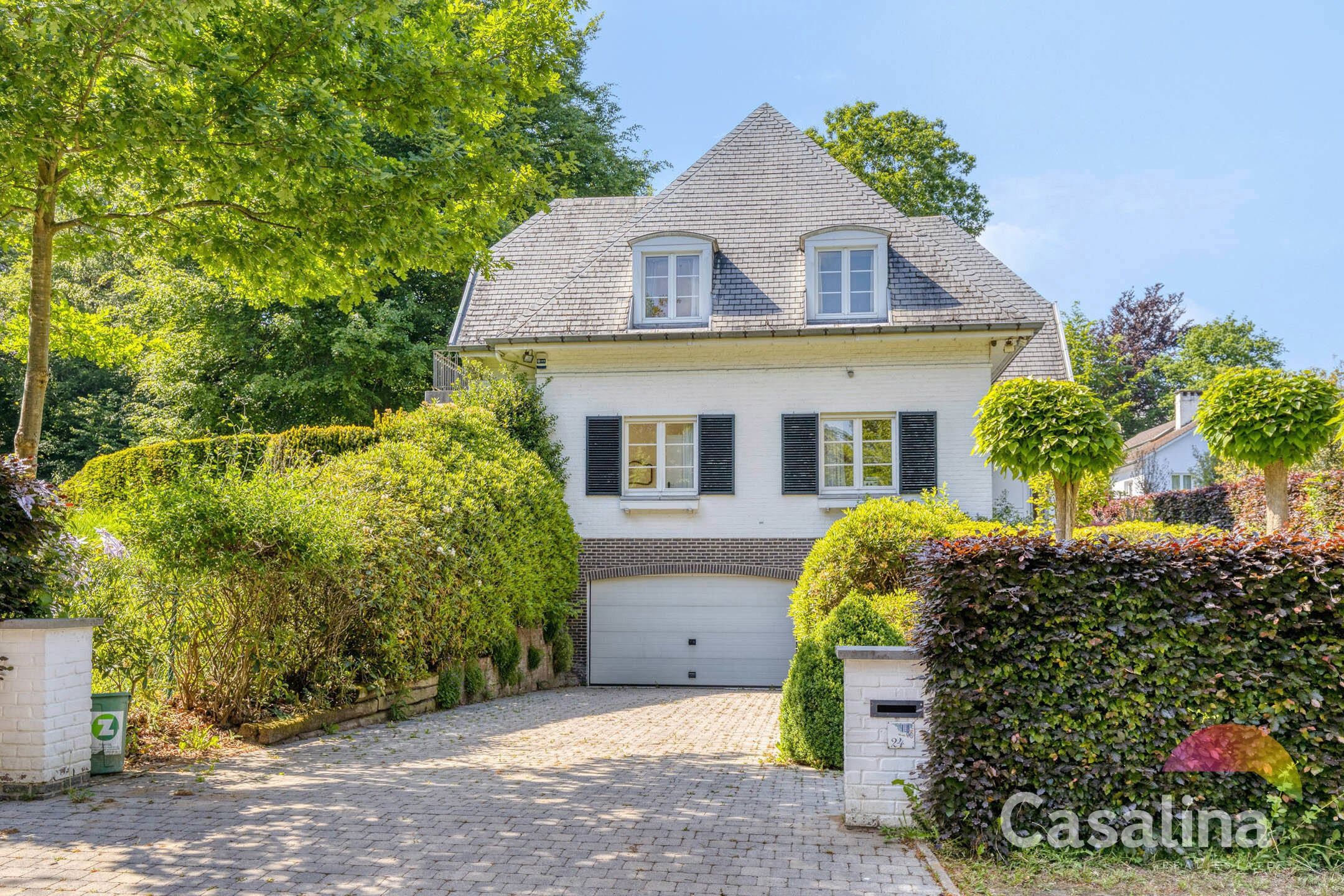 Wijk Baron Albert d'Huart–Viergevelvilla met veel potentieel foto 9