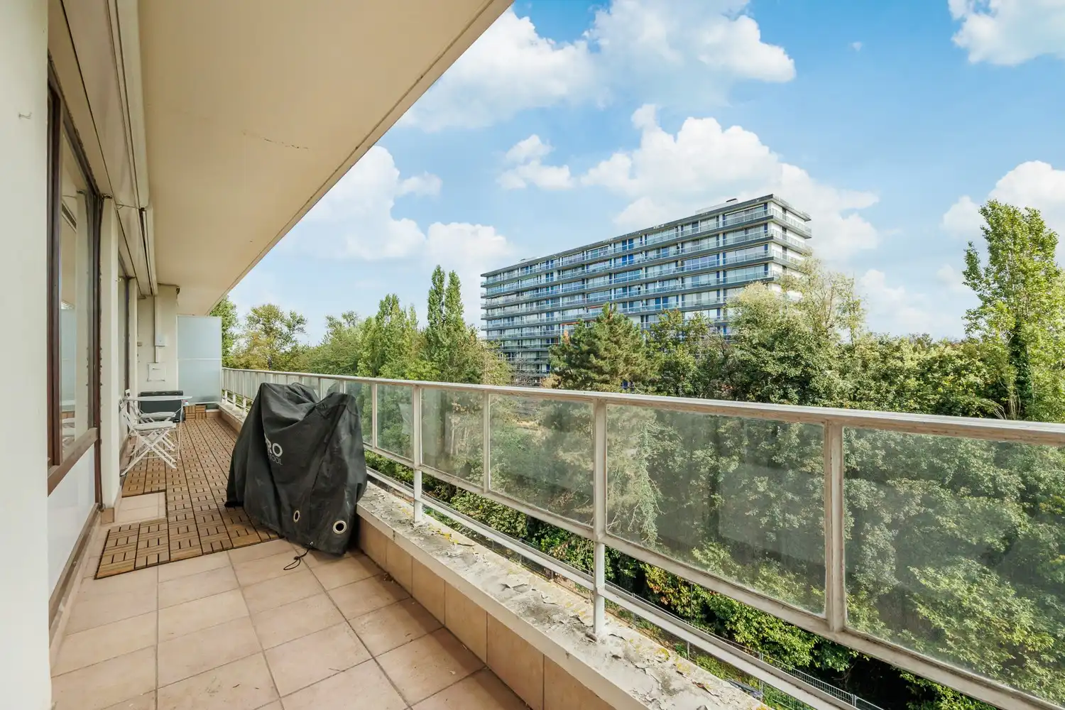 Lichtrijk 2-slaapkamerappartement met ruim terras op toplocatie in Berchem! foto 19