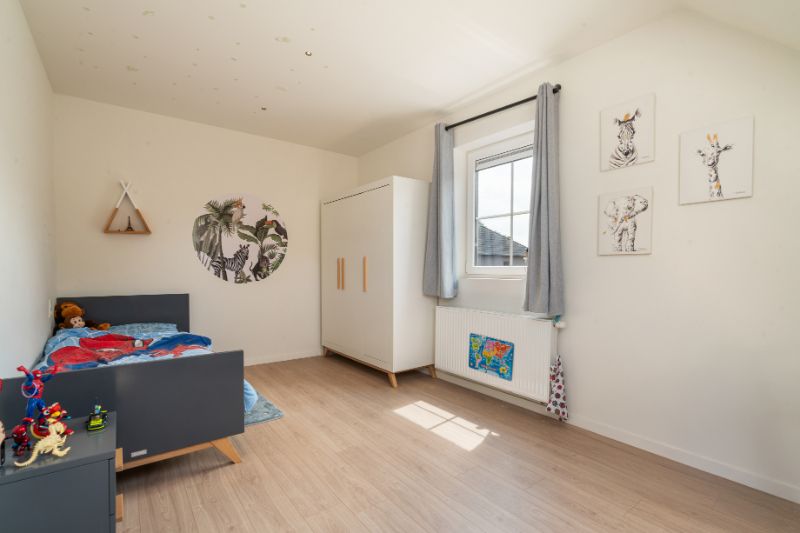 Recente Mooie woning op 692m² foto 15