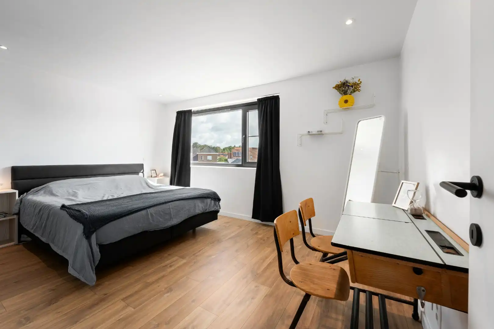 Instapklare woning met zicht op de velden foto 13