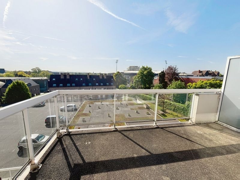 Appartement met terras foto 8