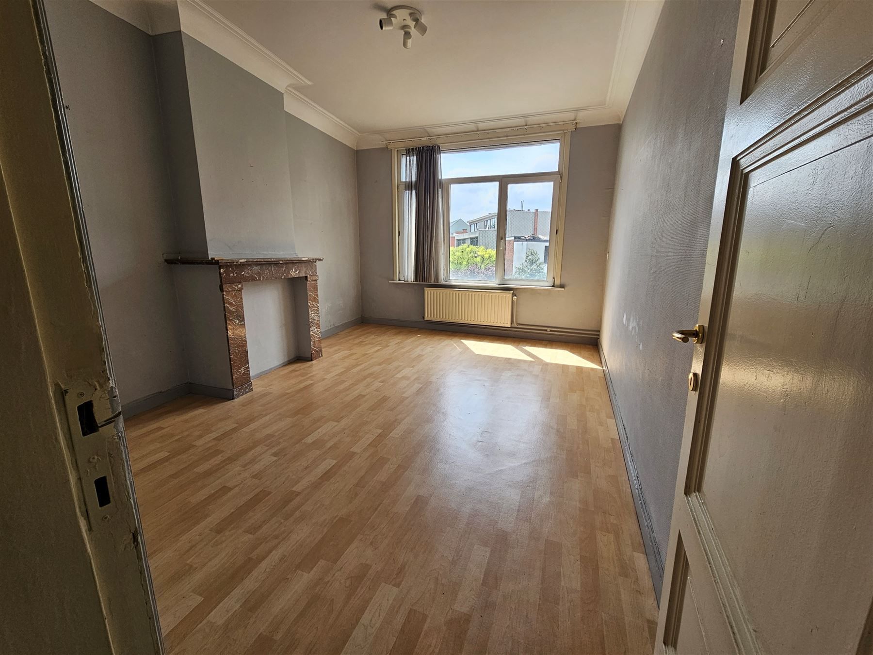 Antwerpen: Centrum: Ruim 2 slp appartement op 3de verdieping foto 8