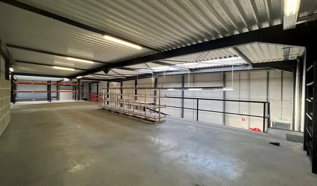 Bedrijfsgebouw met villa te huur langs  E17 in  Kruisem foto 8