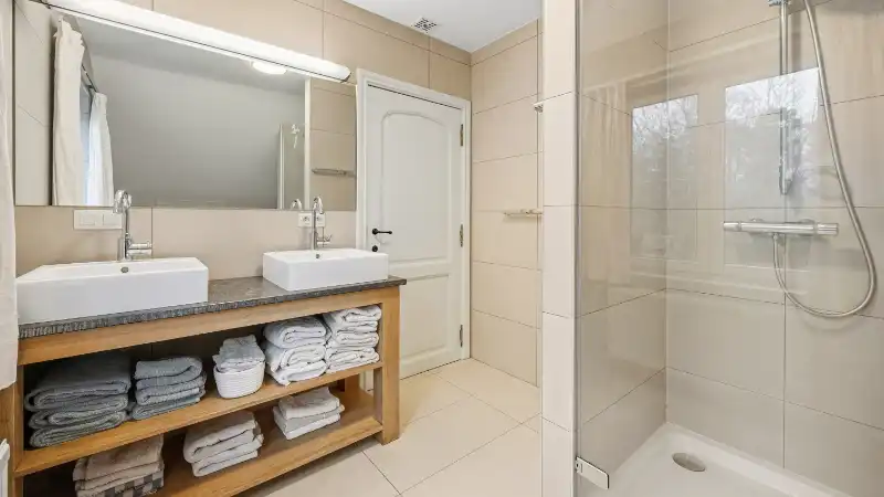 Zeer ruime villa van 432m² op 21 are vlakbij golf-en meerdomein foto 38