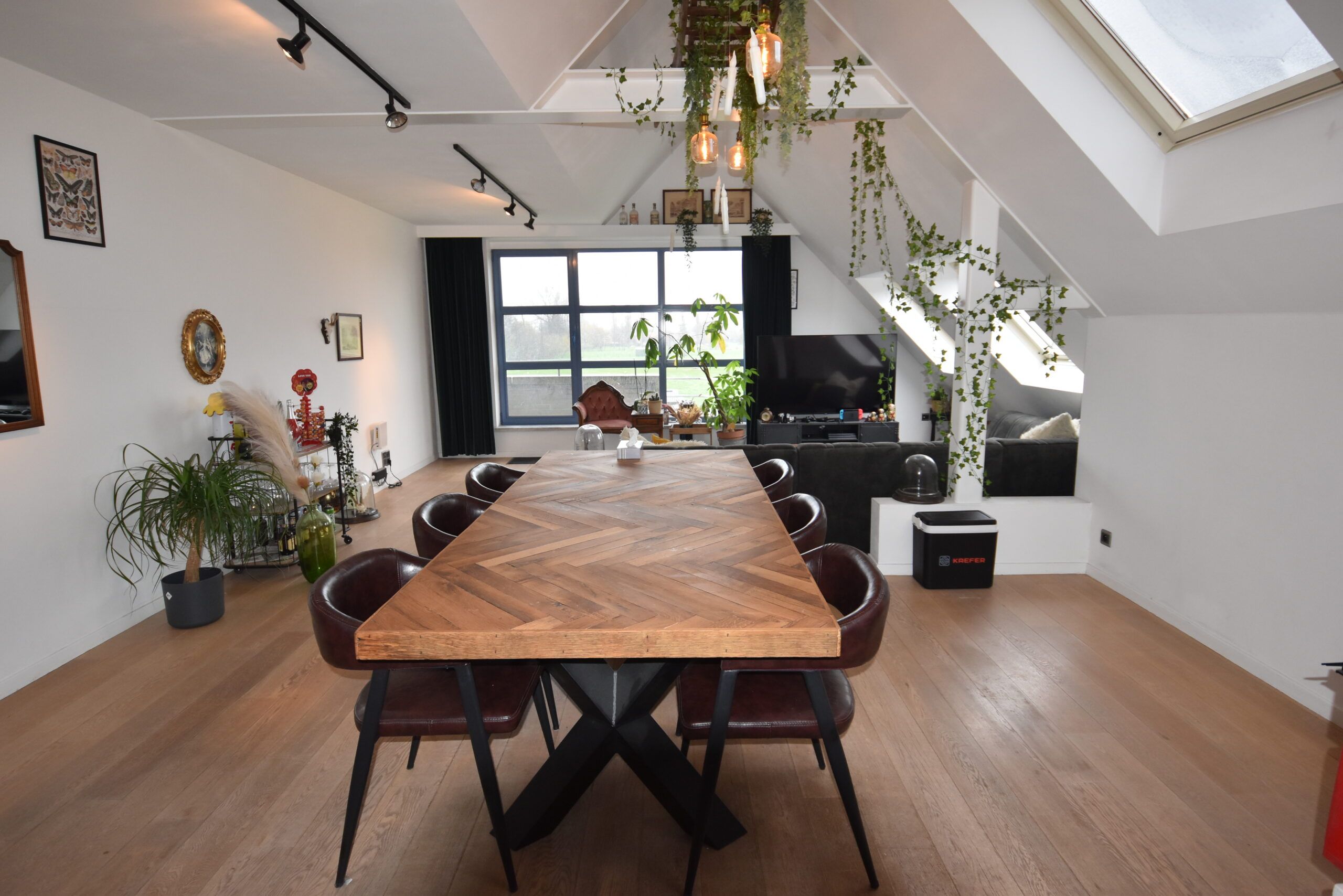 Gezellig dakappartement met 2 slaapkamers in Nieuwkerken-Waas foto 11