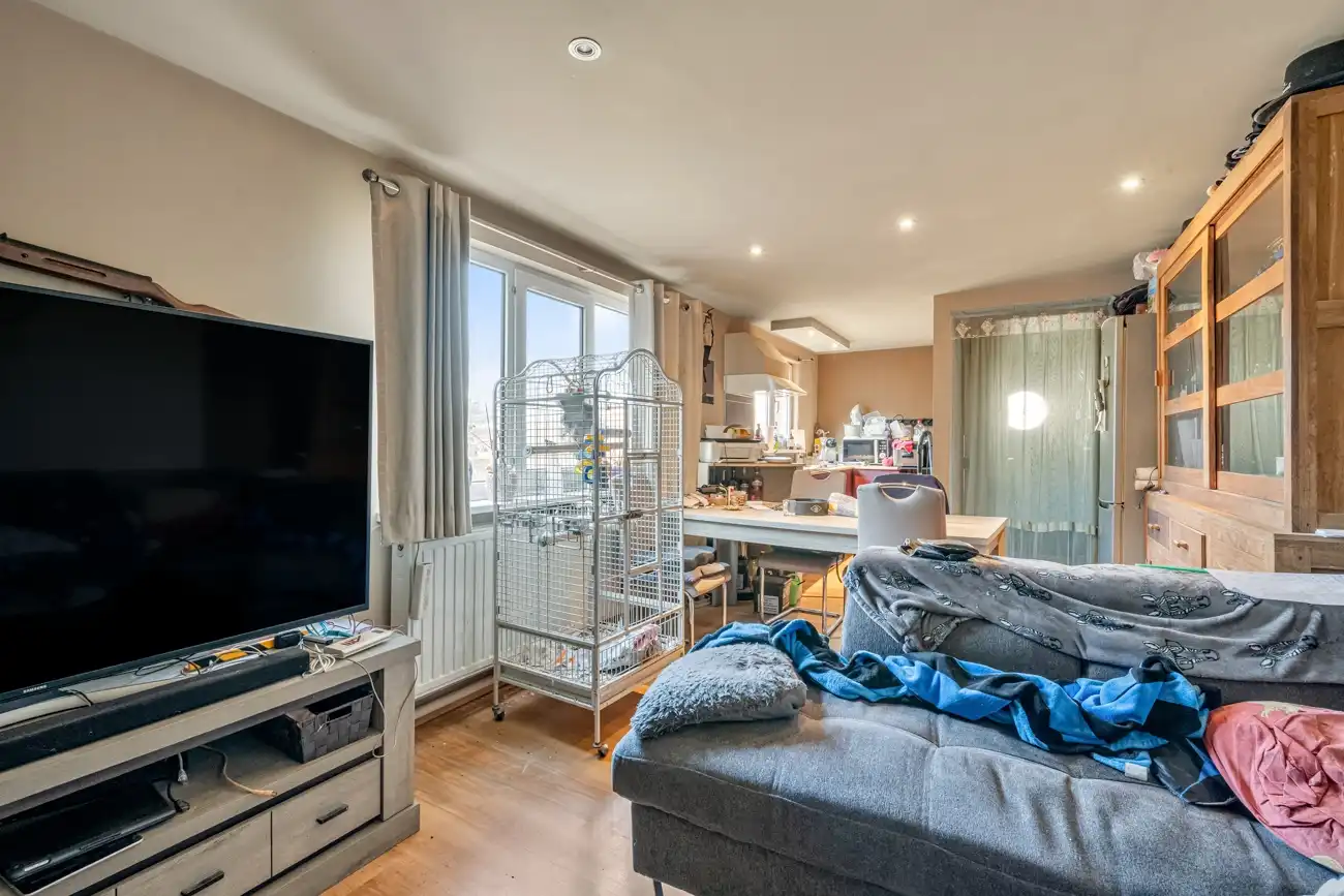 Charmante gesloten (kangoeroe)woning met heel wat potentieel op een gegeerde locatie in Oostakker! foto 22