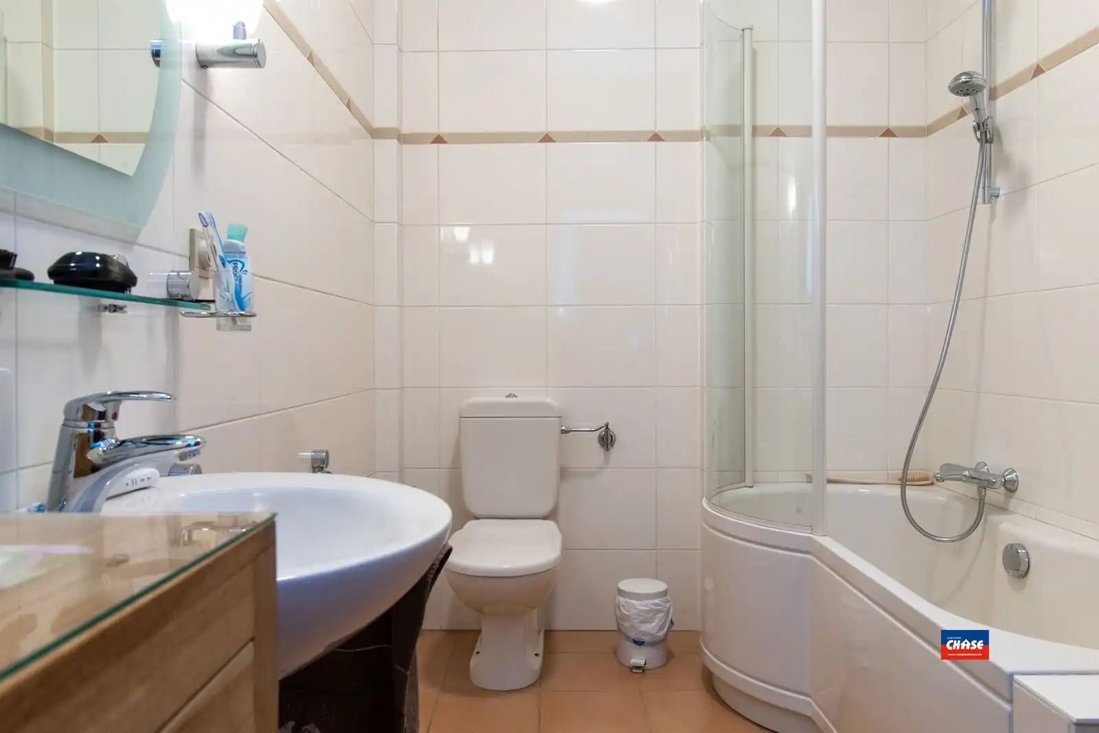Gelijkvloersappartement met 3 à 4 slpks + tuin foto 19