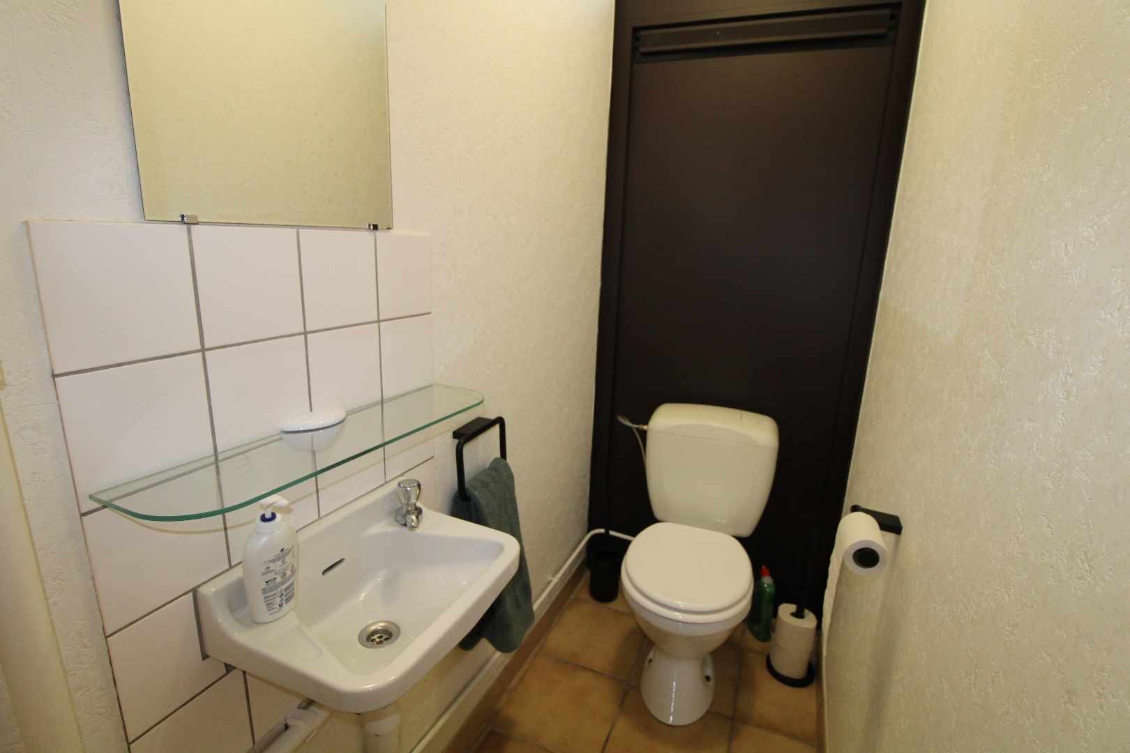 Ruime bel-étage woning met zeer grote tuin en garage in Antwerpen, 3 slaapkamers, bouwjaar 1975, 533m² perceeloppervlakte, zuidgerichte tuin en terras foto 11
