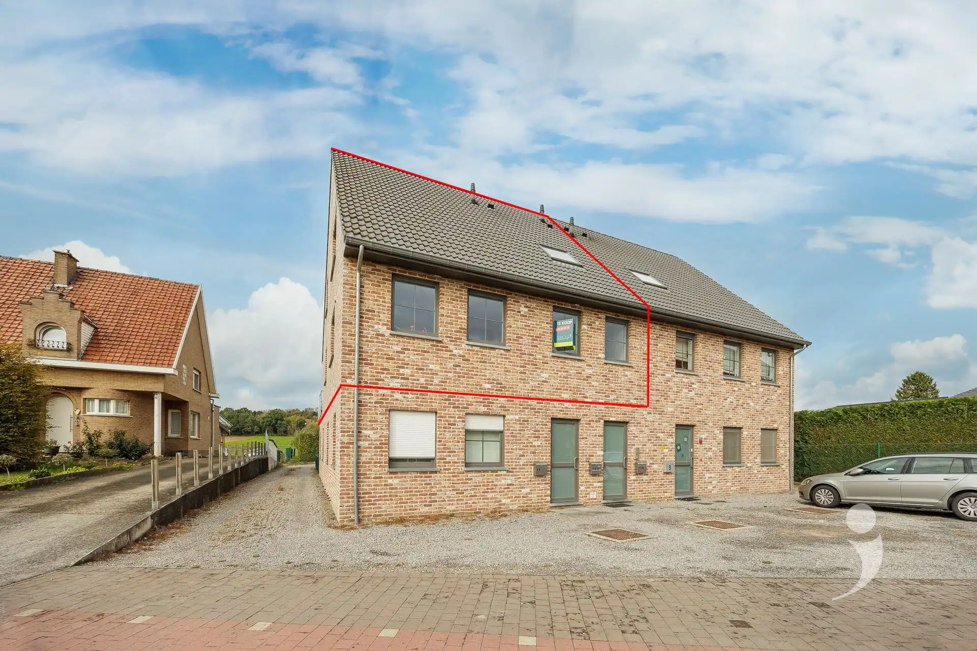Bijzonder ruim appartement met prachtig vergezicht foto {{pictureIndex}}