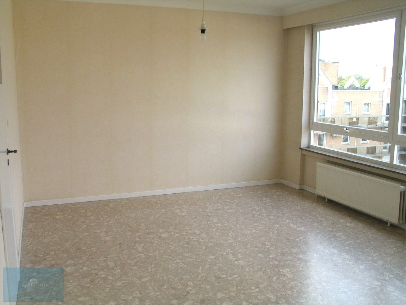🏡 Instapklaar appartement met 3 slaapkamers in hartje Genk – mét prachtig uitzicht! 🌇 foto 15