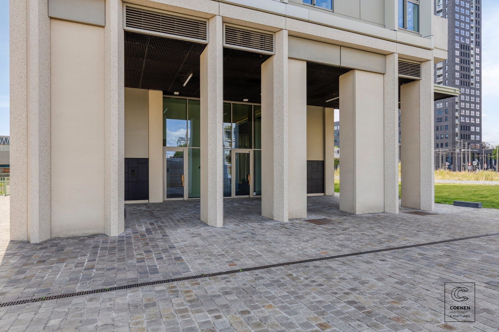 Design appartement van 83 m², twee slaapkamers en een ruim terras met een prachtig uitzicht over Antwerpen! foto 19