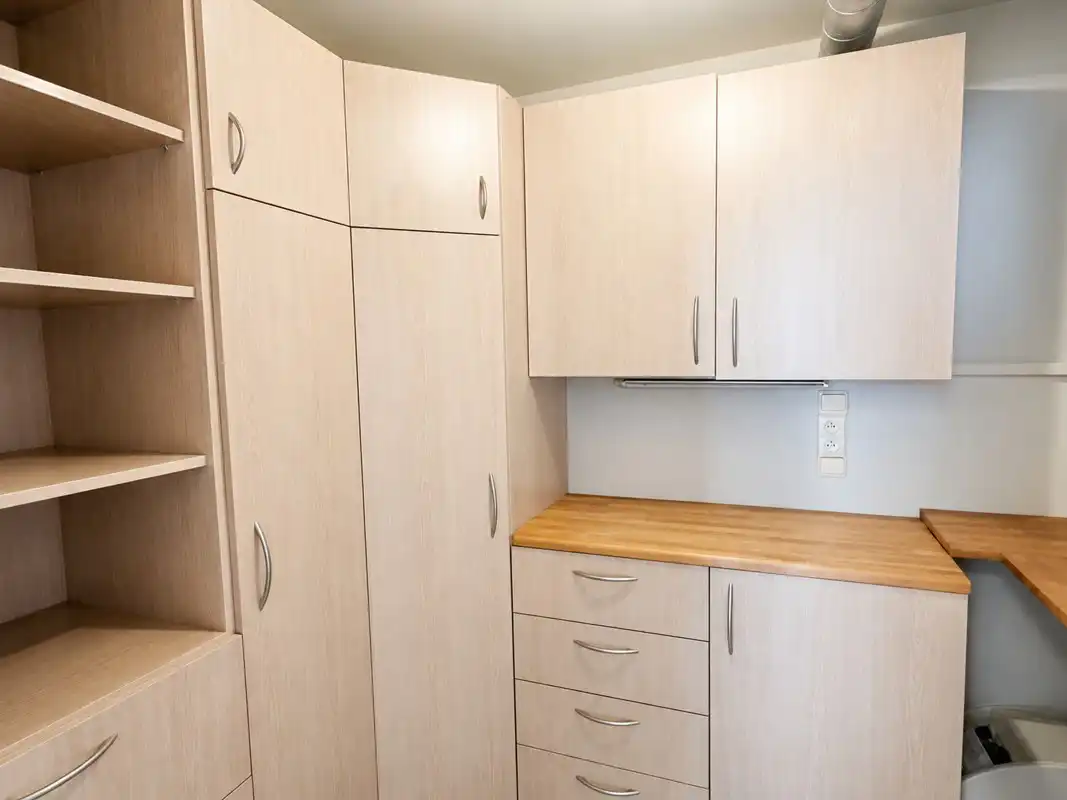 Instapklaar appartement + staanplaats, nabij Markt foto 5