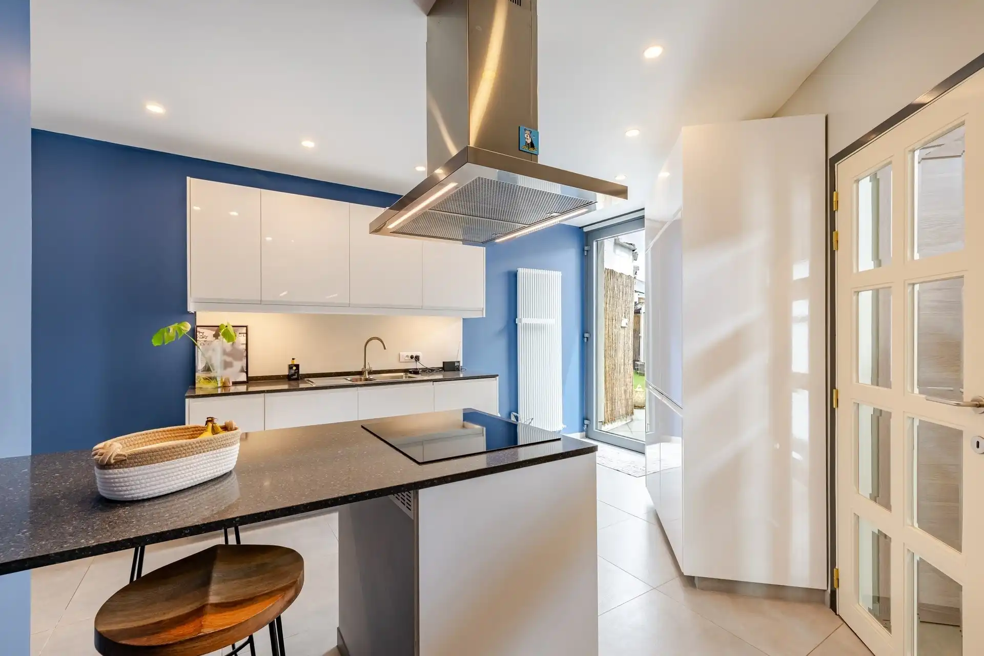 Instapklare woning met 3 ruime slaapkamers! foto 3