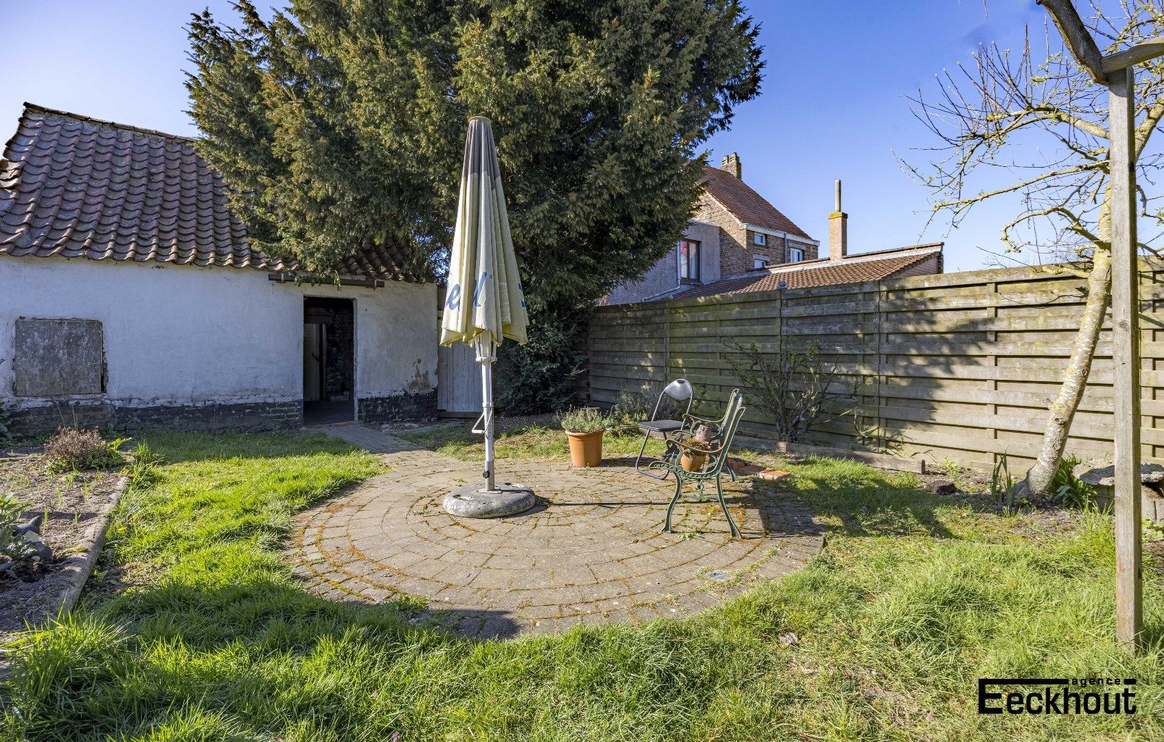 Knusse woning te Gistel met tuin, terras, garage en 3 slaapkamers foto 16