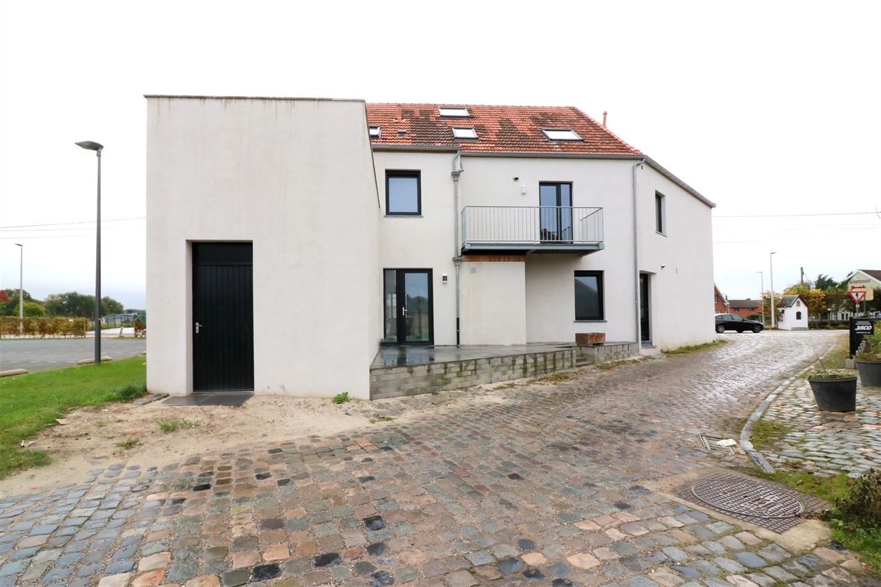 gerenoveerde duplex, 3 slpk., terras, nabij centrum en E 314  foto 34
