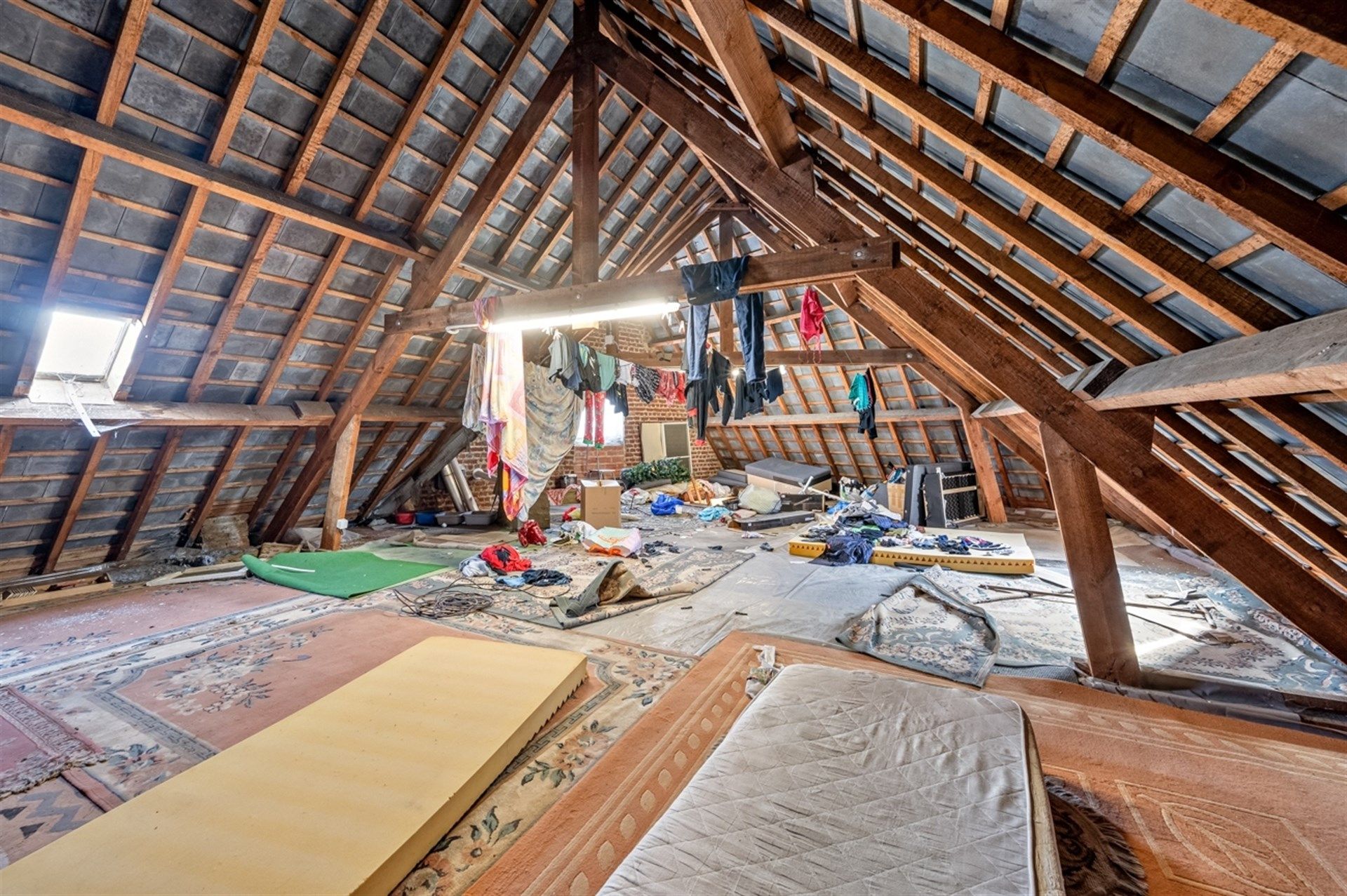 Ruime hoekwoning met 4 slaapkamers in de rand van Aalst foto 13