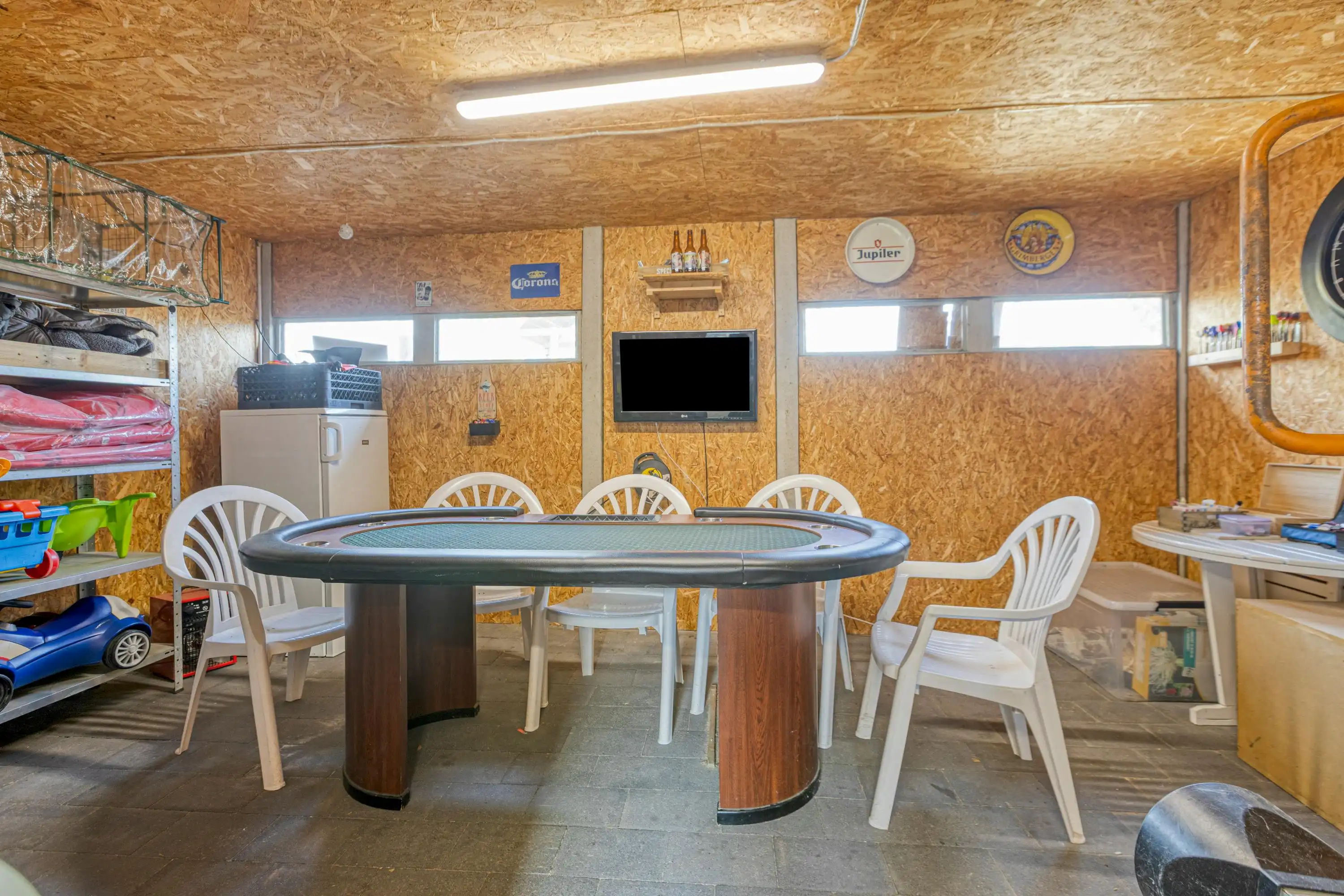 Instapklare gezinswoning met 4 slaapkamers te Kuringen foto 27