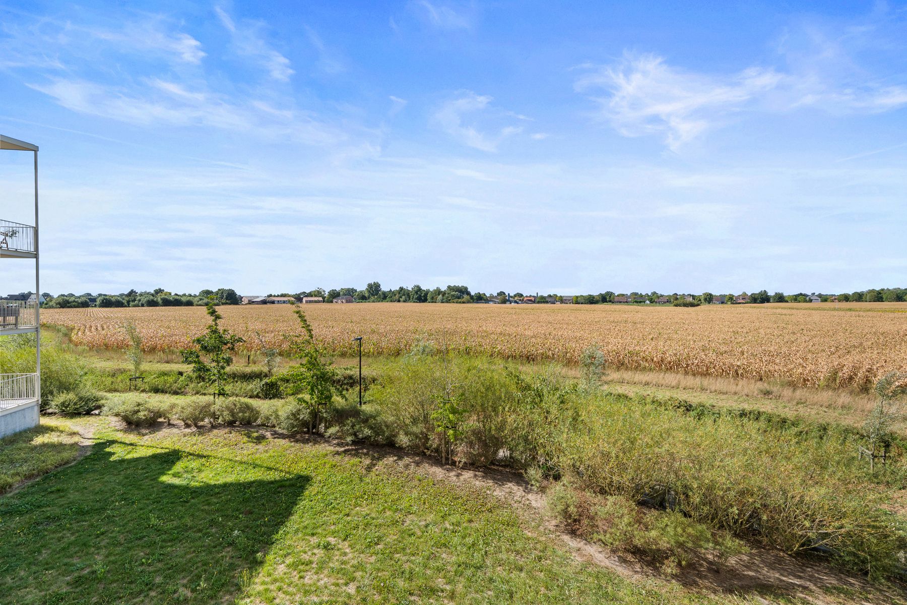 Rustig wonen, vlak bij Gent – energiezuinig & chic foto 2