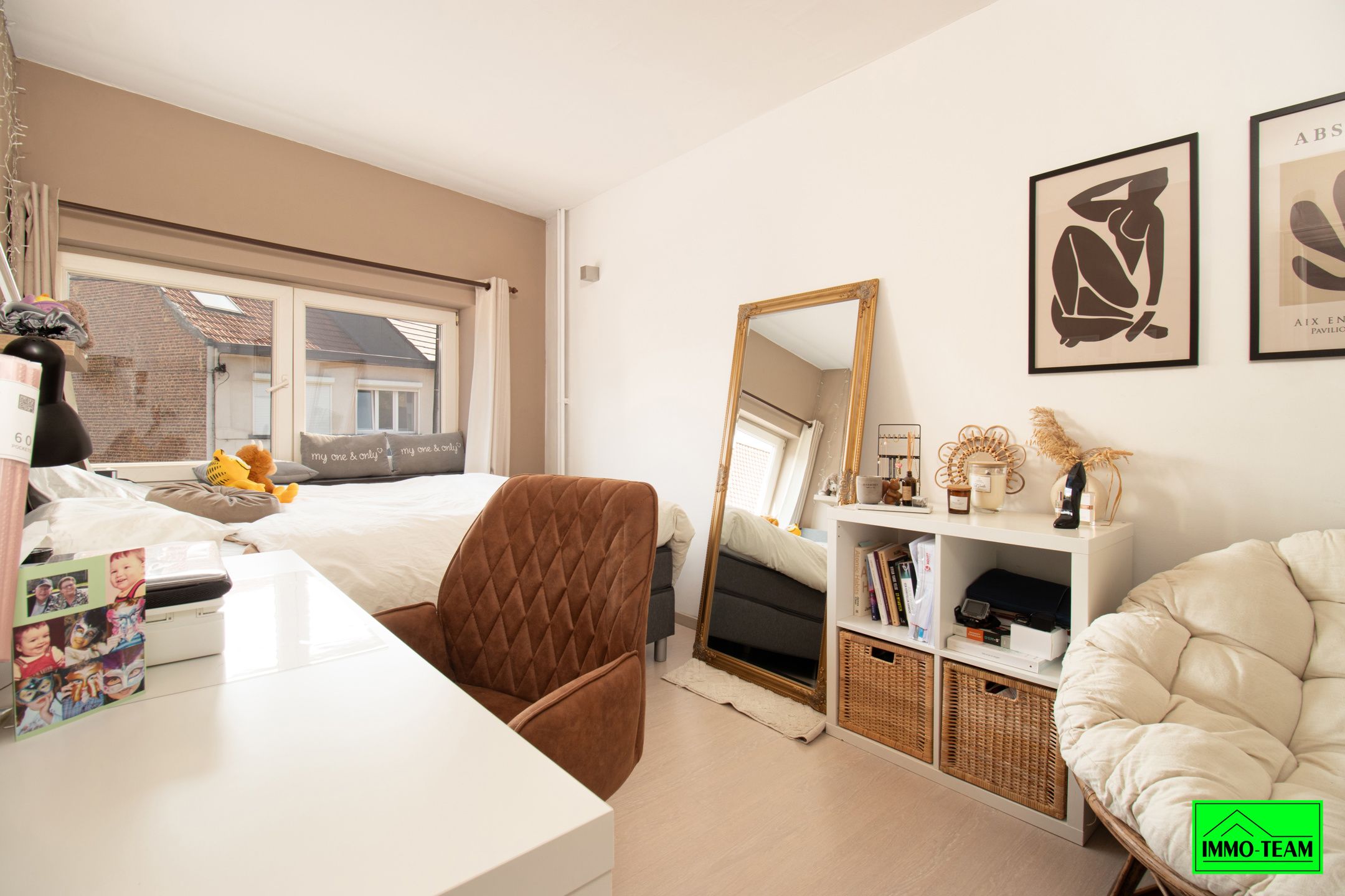 Gezellige, gerenoveerde 3-gevelwoning met 5 slaapkamers foto 13
