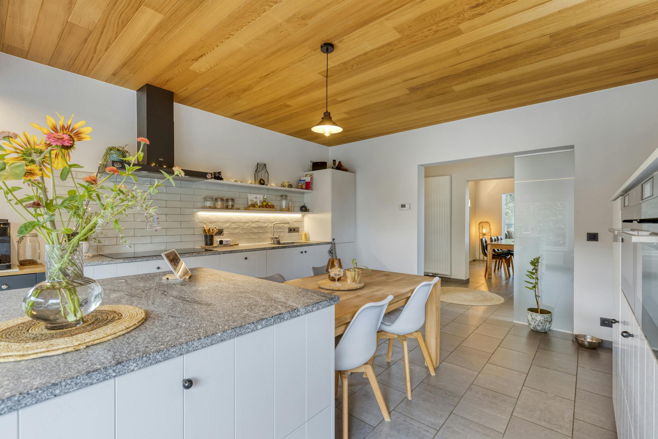 Instapklare woning met opslagplaats te koop in Oudenaarde foto 4