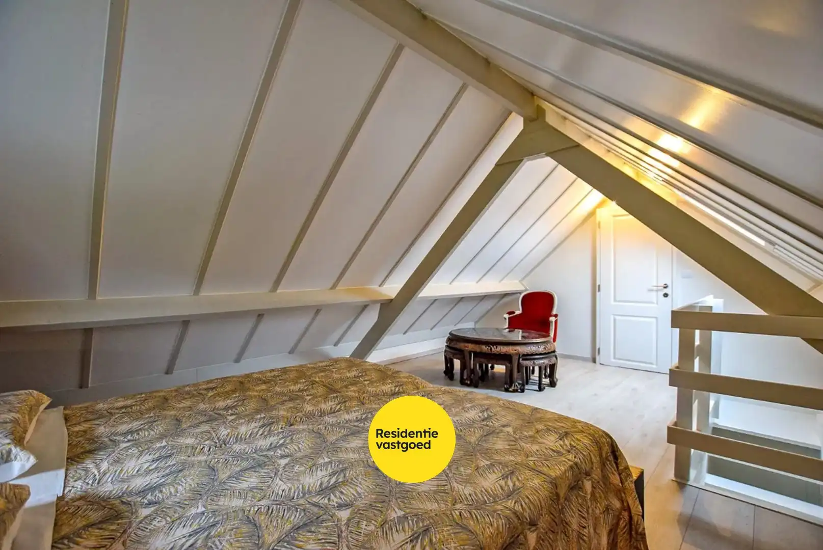 Prachtig onderhouden vakantiewoning (type vissershuis) met 3 slaapkamers en privé-parkeerplaats te Oostduinkerke.  foto 16