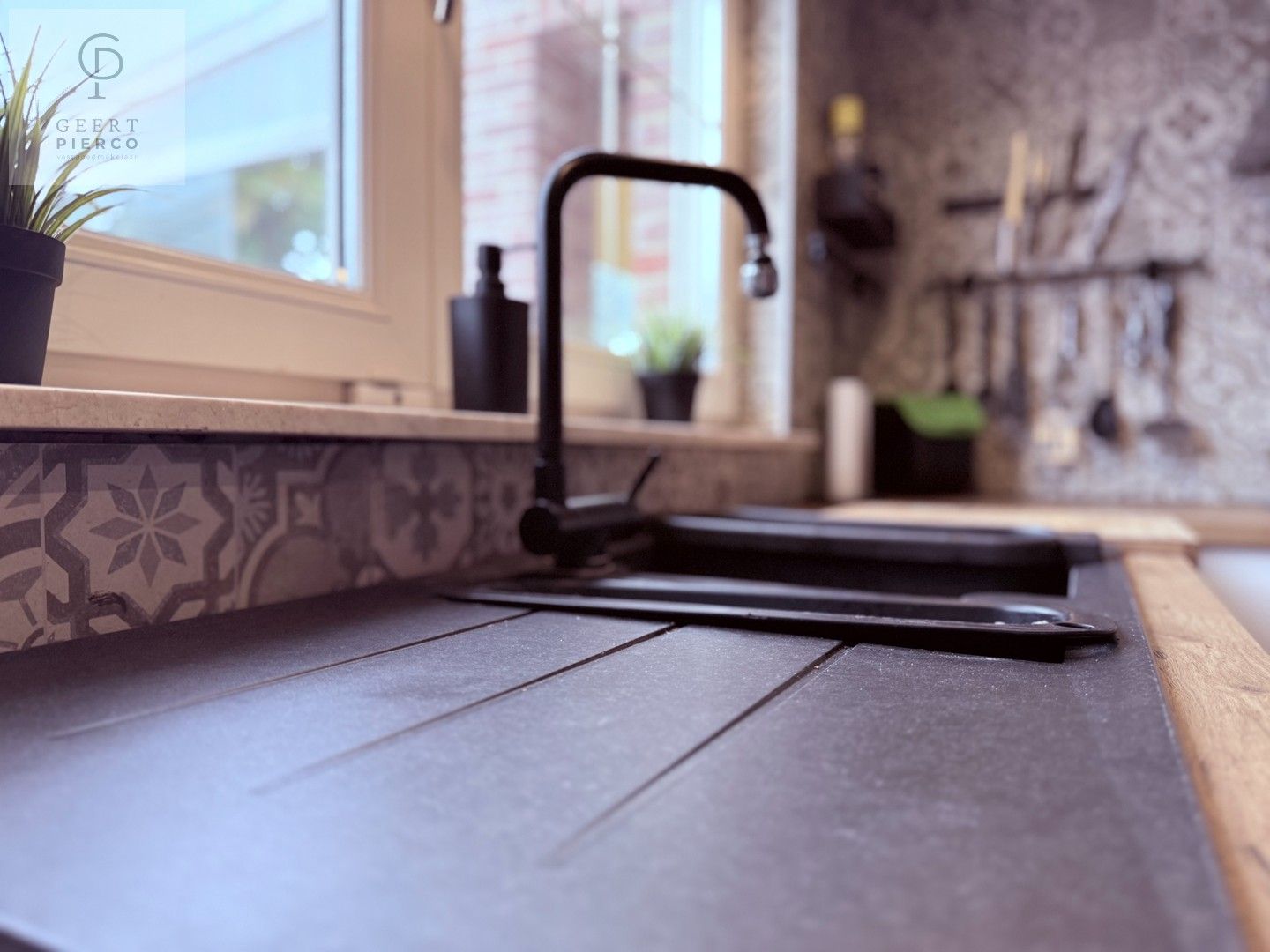 Knappe woning met ruimte foto 10