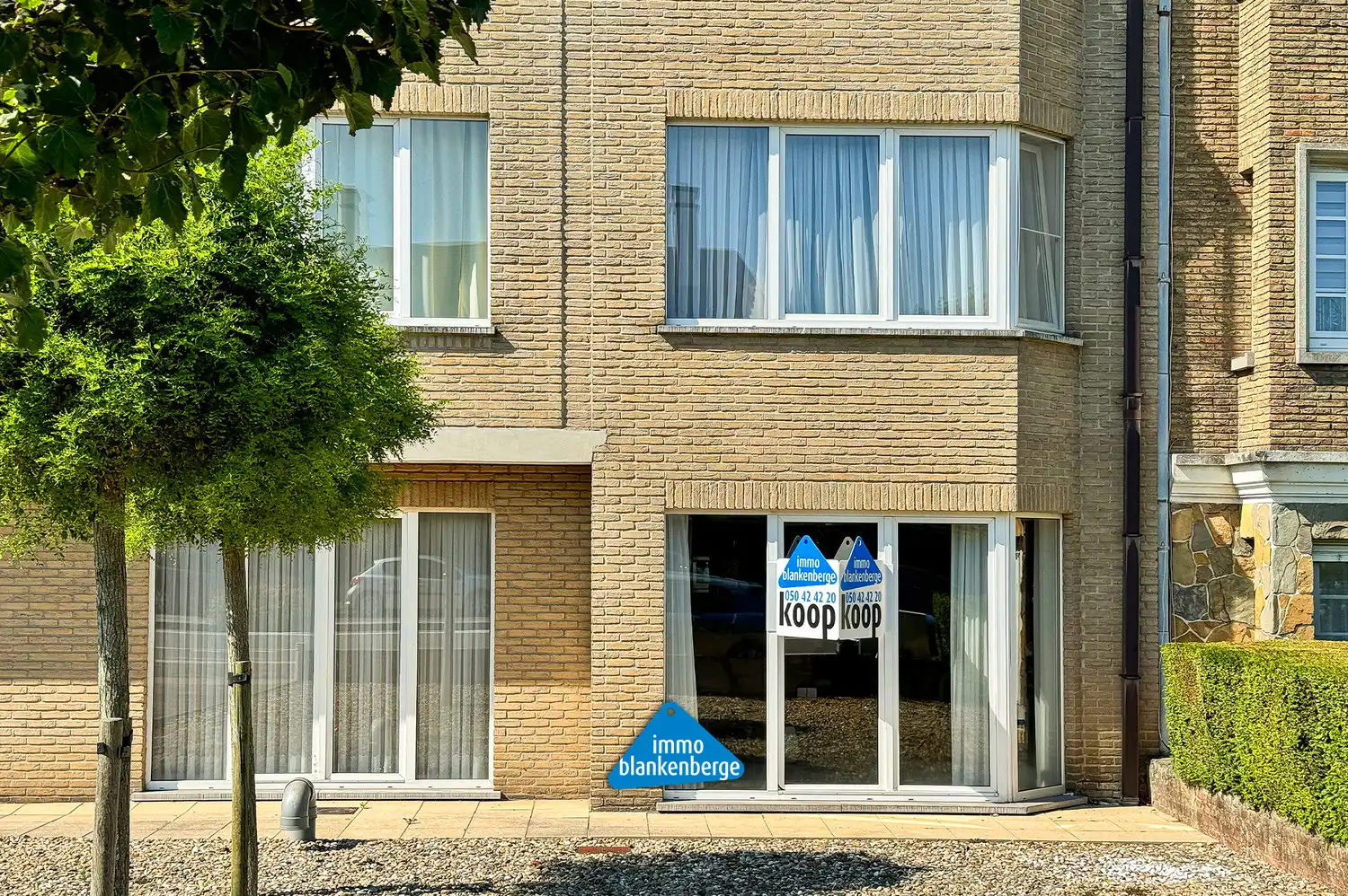 Gelijkvloers Appartement met Twee Slaapkamers foto 3