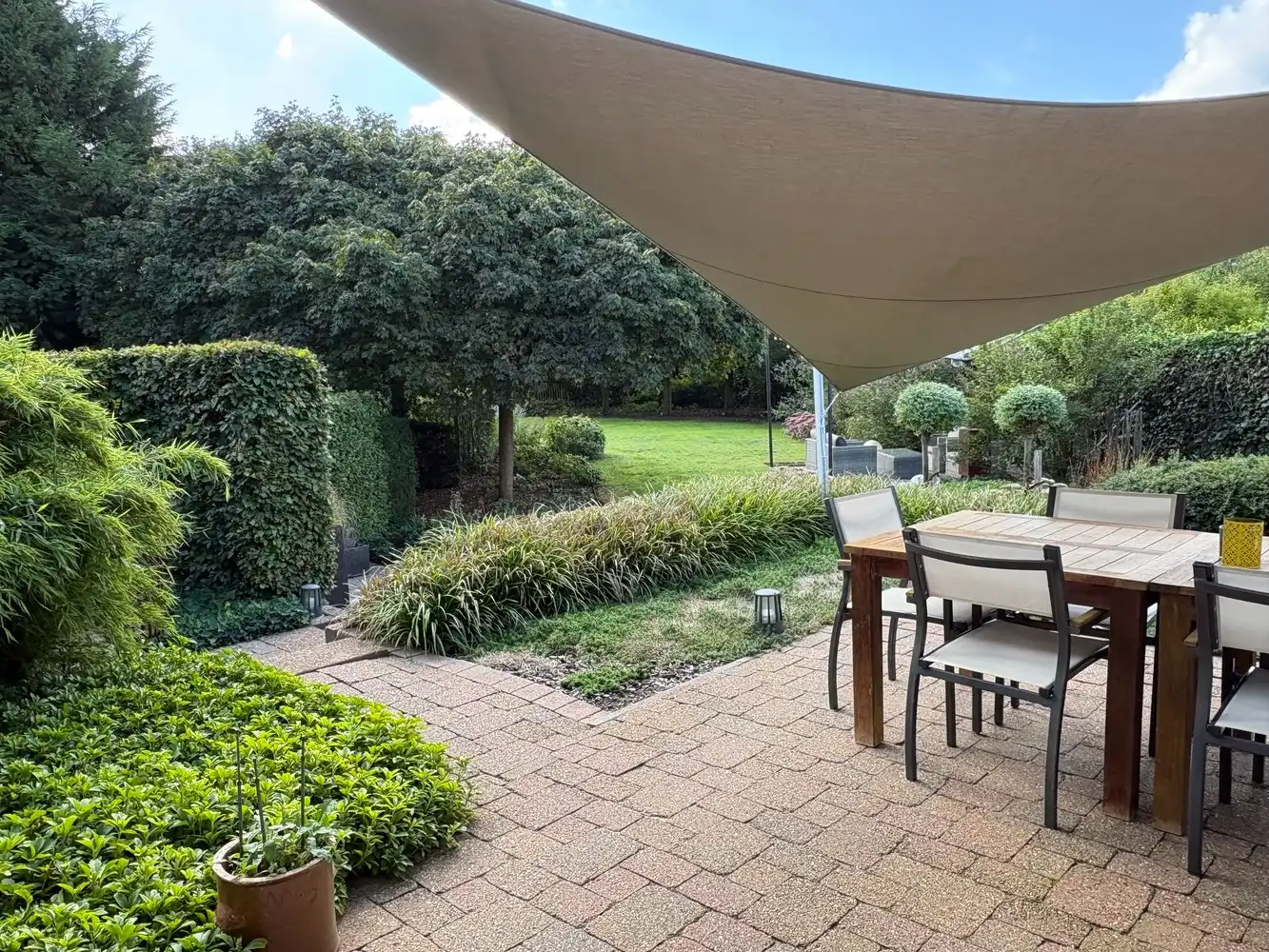Prachtige instapklare woning op ruim perceel van 14a91ca foto 6