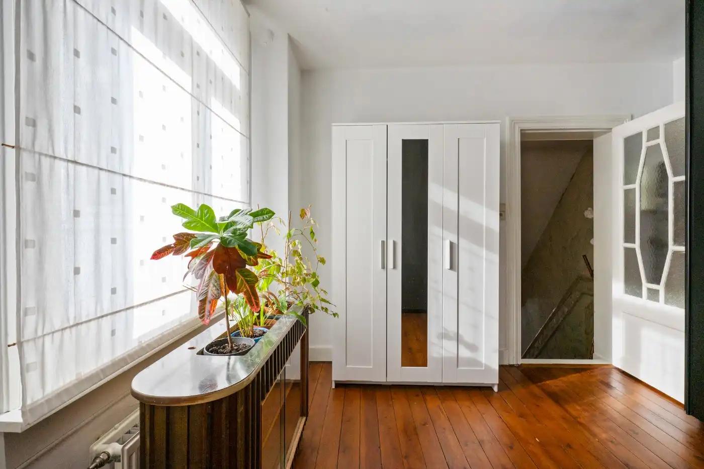 Prachtig gerenoveerde, authentieke woning met 4 slpk. en tuin foto 18