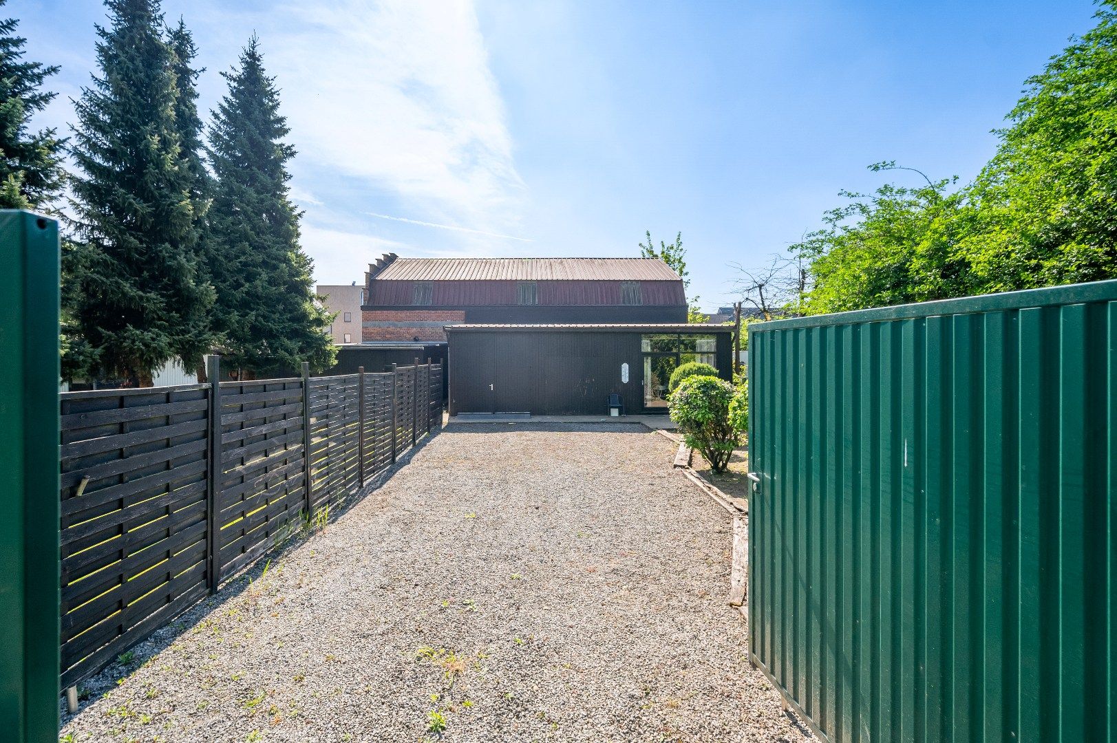 Veelzijdige eigendom met opslagruimte, werkplek en woongelegenheid in Gent foto 10