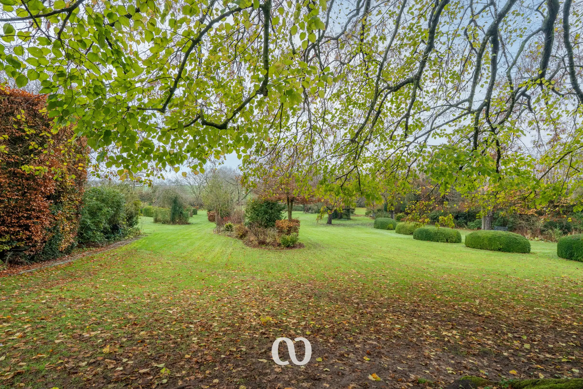 Exclusieve villa met unieke parksetting in Mater foto 26