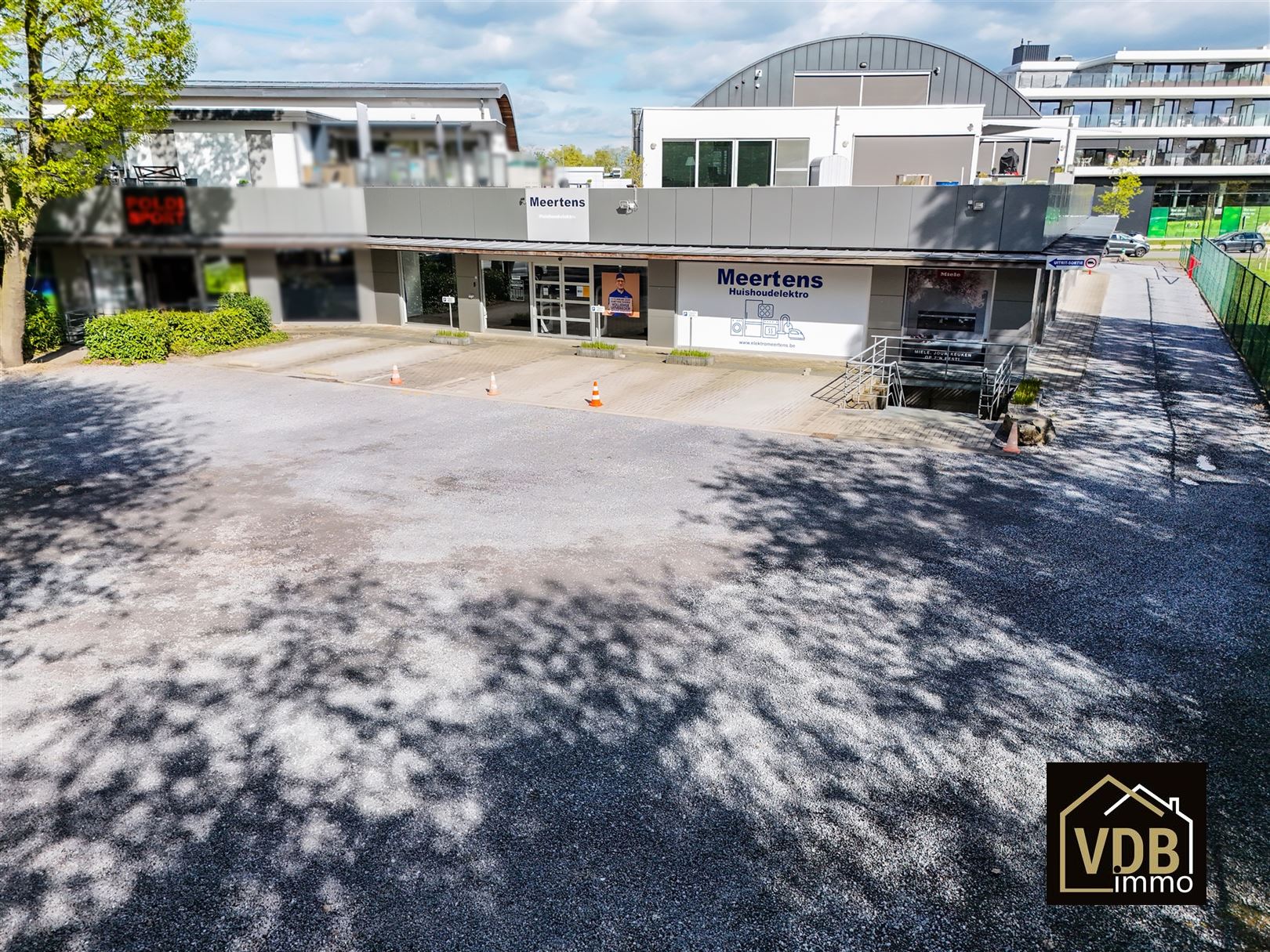 Commercieel pand op TOP locatie foto 21