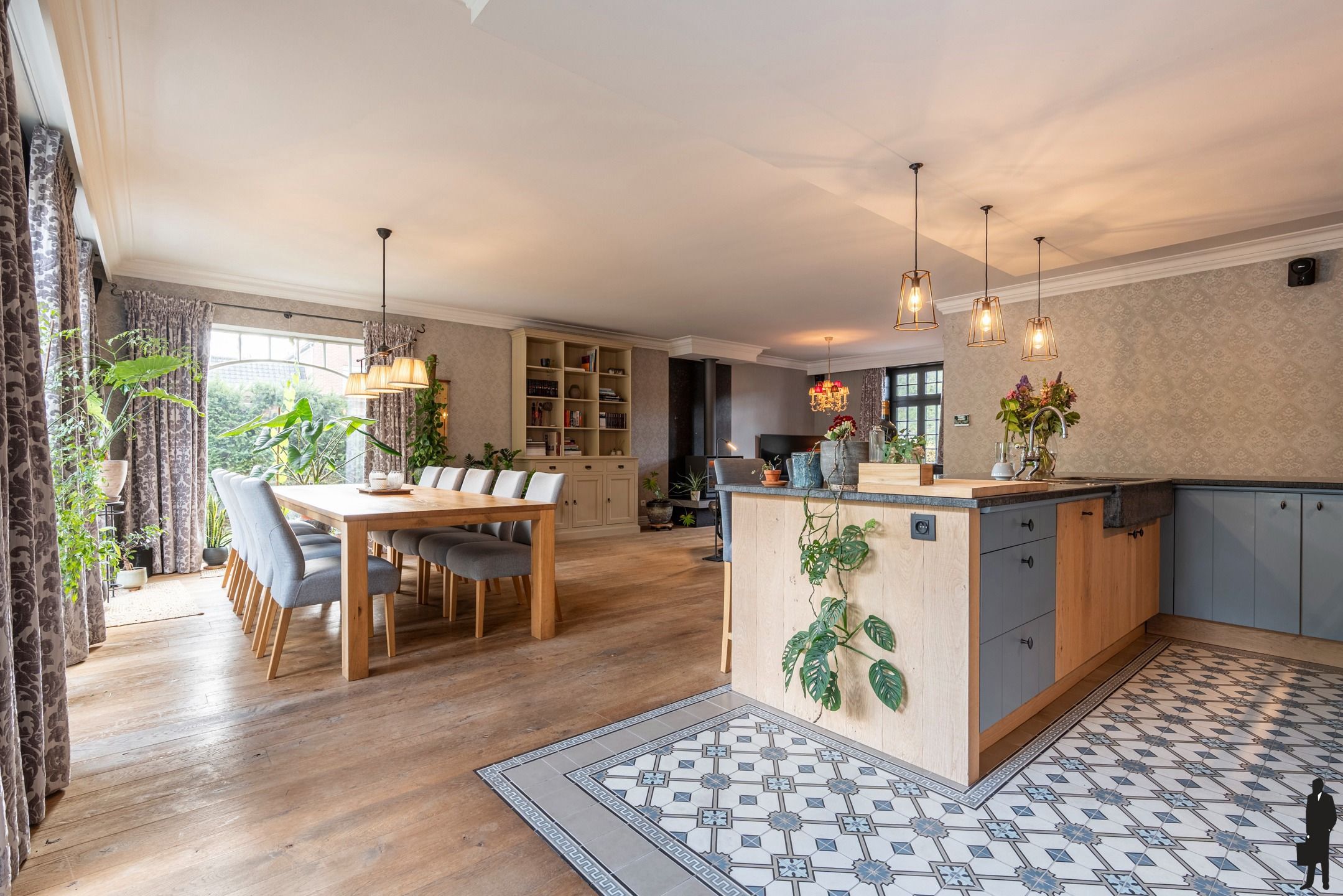 Luxevilla met zwembad, poolhouse, werkhuis en bos in Geel foto 3