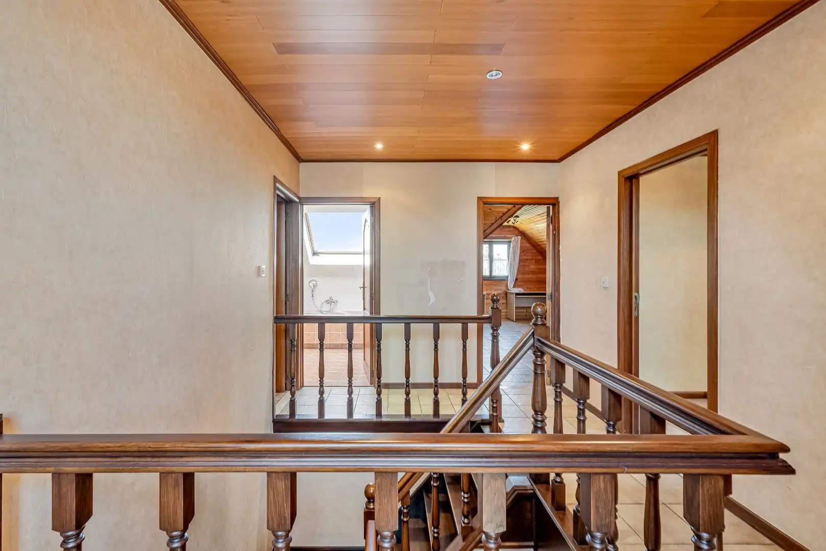 Ruime gezinswoning met weide op 7065m² foto 9