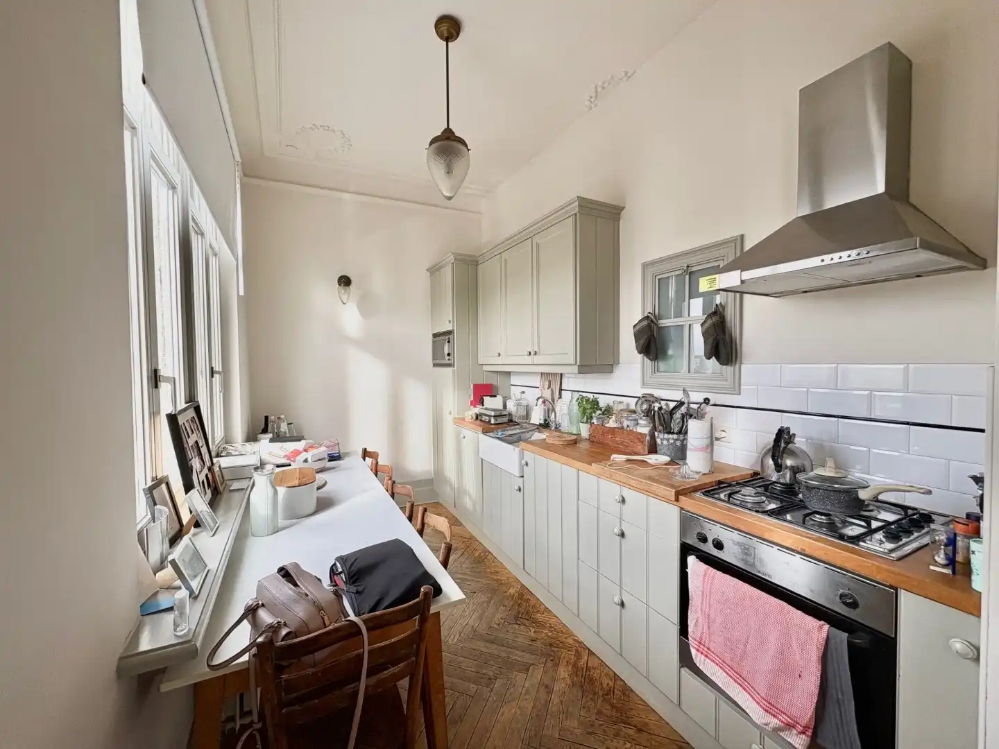 Ruim en stijlvol 2-slaapkamerappartement met terras foto 5