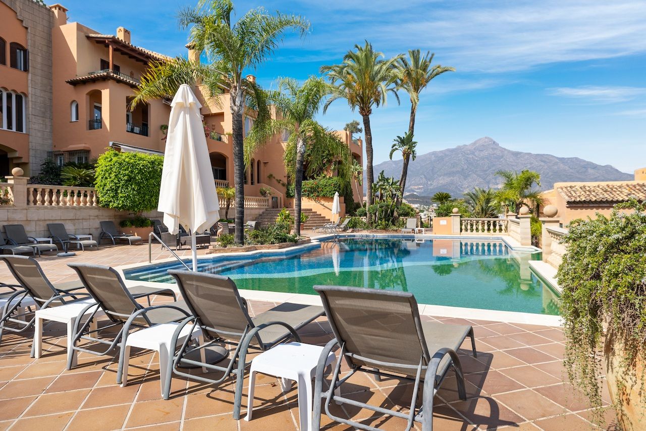 VOLLEDIG GERENOVEERDE DUPLEX PENTHOUSE IN NUEVA ANDALUCIA: TOPLOCATIE foto 22