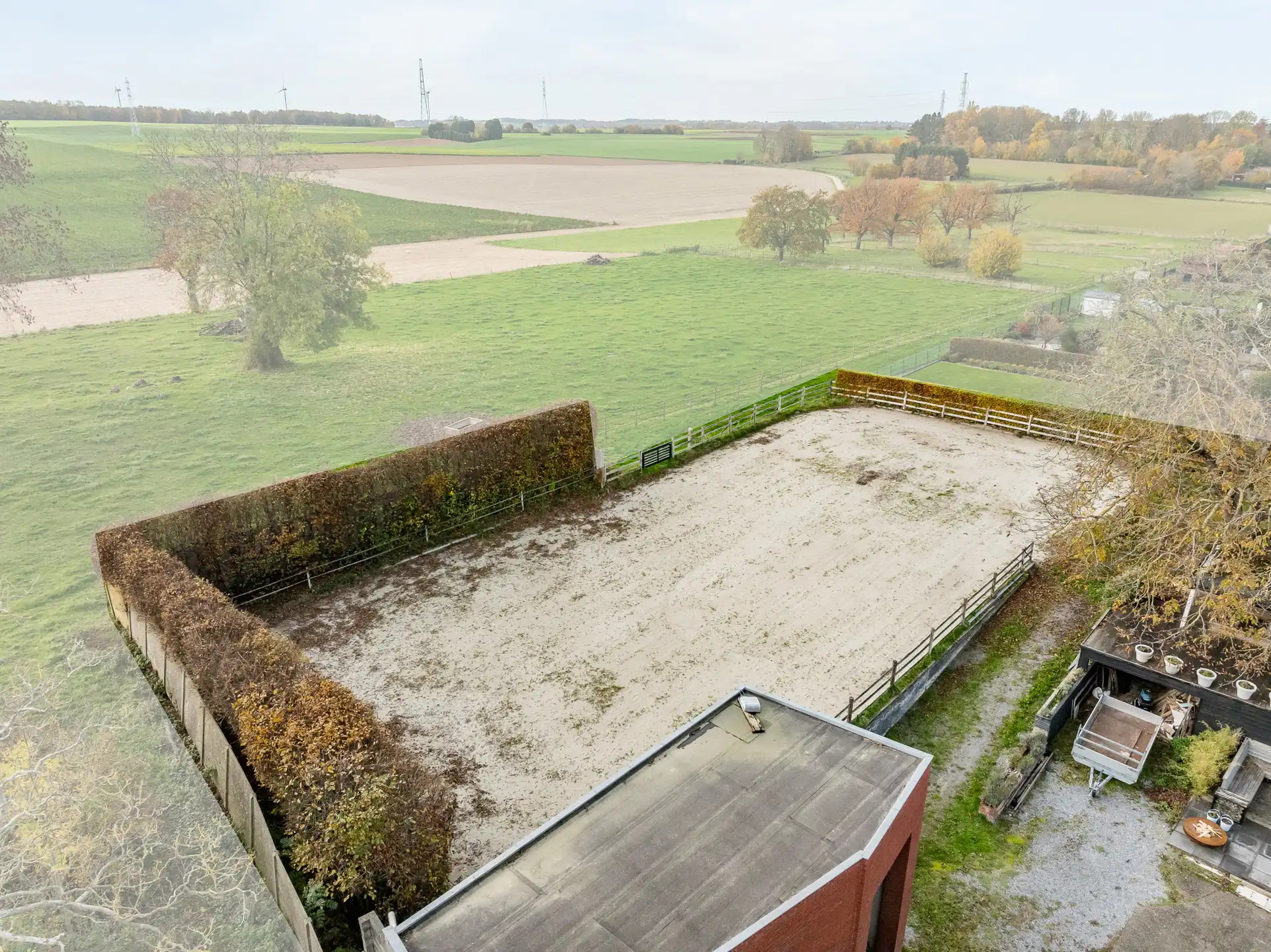 Woning met paardenweide en -piste/bouwgrond op 22a10ca  foto 2